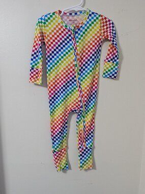Muse Threads Rainbow Checkerboard Bamboo Zippy size 12-18